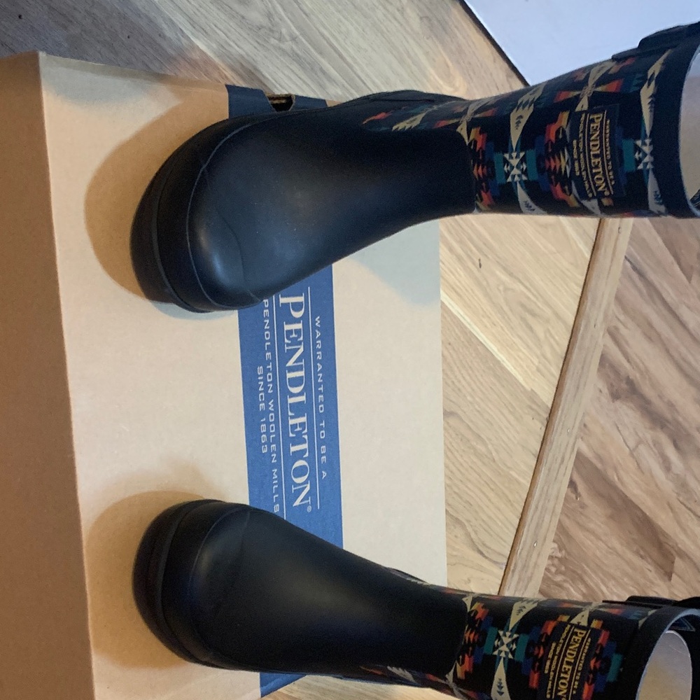 Pendleton Tucson Mid Boot - Picture 4 of 4